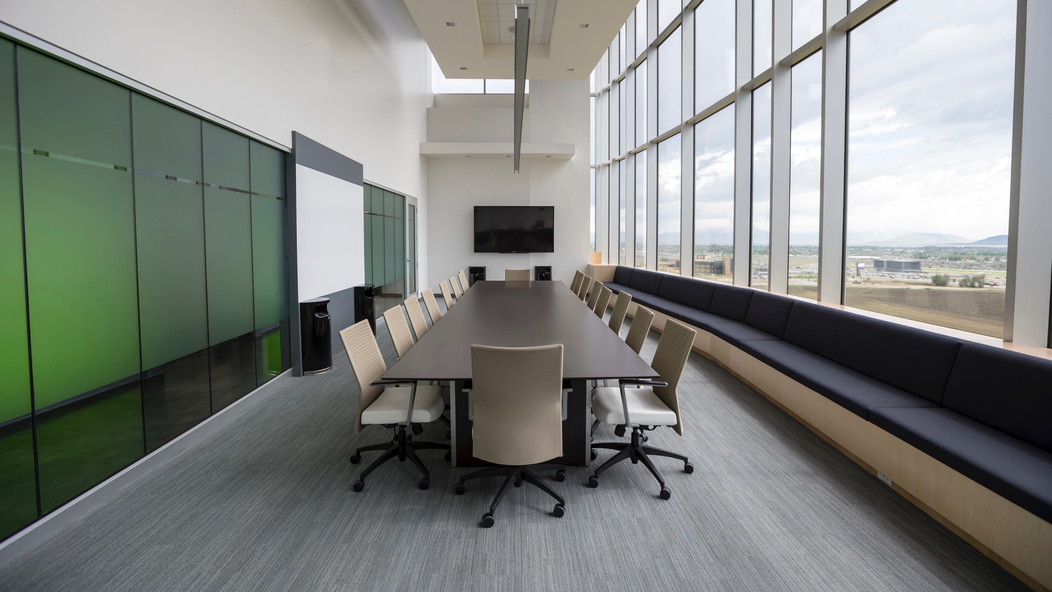 Design a Better Conference Room with Decorative Window Designs